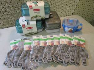 lot 254 image: Mix Lot of 10 Cut Resistant Gloves ...