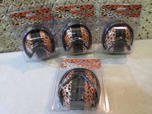 lot 255 image: Lot of 4 Leopard Print Shooting Ear...