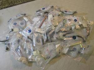 lot 270 image: Lot of Assorted DrawerCabinet Pull...