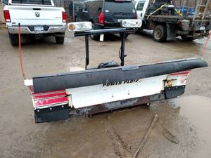 lot 6 image: 2010 Blizzard 8100PP 8 Plow with W...