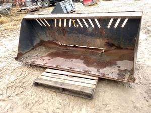 lot 11 image: Jenkins 96 Skid Loader Snow Bucket...