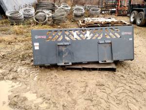 lot 12 image: Virnig 84 Skid Loader Snow Bucket,...
