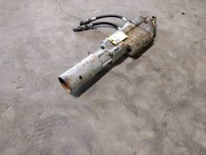 lot 37 image: Greenlee Heavy Duty Hydraulic Post ...