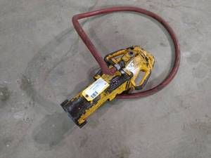 lot 43 image: Rhino PD55 Pneumatic Post Driver...