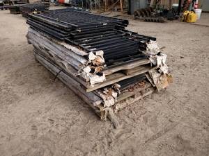 lot 66 image: Aluminum Fence Panels Including App...