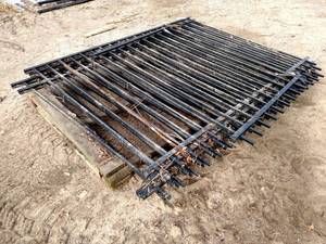 lot 68 image: Steel Fence Panels Including App...