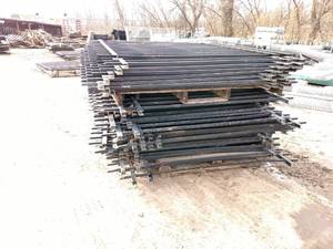 lot 70 image: Steel Fence Panels Including App...