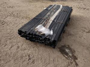 lot 71 image: Steel Fence Posts