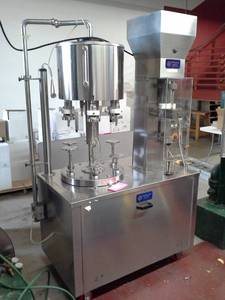 lot 2 image: 2003 Officine Pesce Euro 2000 Wine Bottler