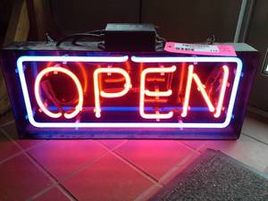 lot 115 image: Neon OPEN Sign
