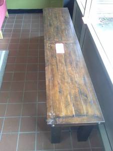 lot 118 image: Wood Bench