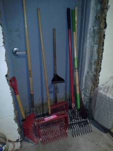 lot 170 image: Wine Rakes, Pitchforks