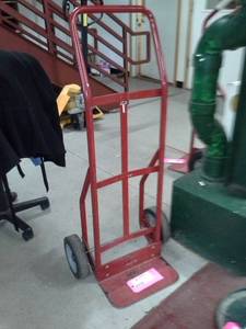 lot 184 image: 2-Wheel Hand Truck