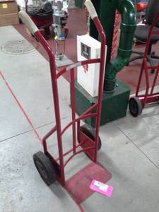 lot 185 image: 2-Wheel Hand Truck