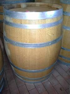 lot 305 image: Wine Barrel