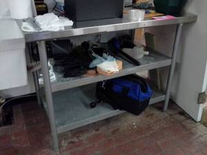 lot 333 image: Stainless Steel Table 2-shelf