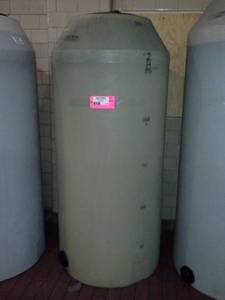 lot 347 image: 300-Gallon Poly Tank with Bottom Drain