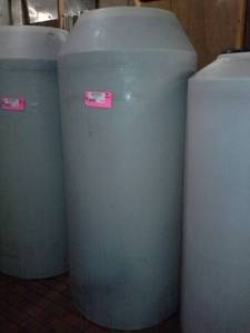lot 377 image: 300-Gallon Poly Tank