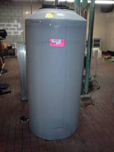 lot 379 image: 210-Gallon Poly Tank