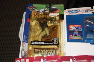 MLB Baseball Figure Lot  14 items