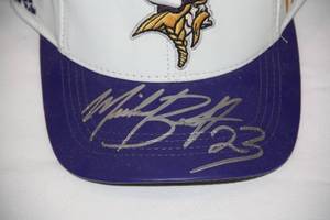 Michael Bennett Leather Hat and Rookie Card Auto