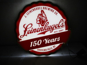 lot 8 image: Leinenkugel Beer Sign
