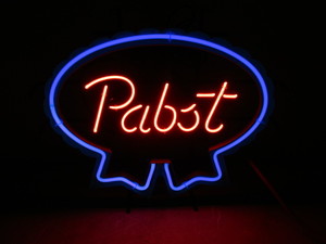 lot 18 image: Pabst Neon Beer Sign