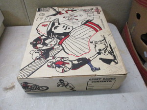 lot 43 image: Sports Cards