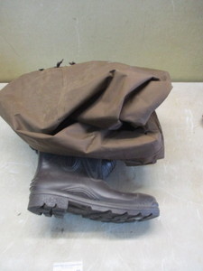 lot 49 image: Waders