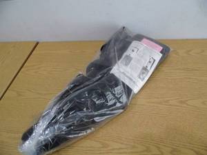 lot 17 image: Knee Brace