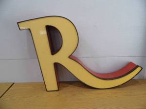 lot 36 image: LED Letter R