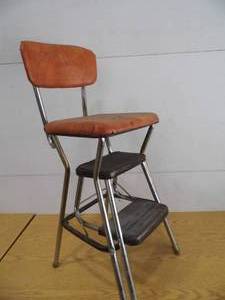 lot 40 image: Vintage Stool