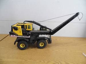 lot 69 image: Tonka Crane