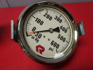 lot 691 image: NOSHOK 4 PRESSURE GAUGE