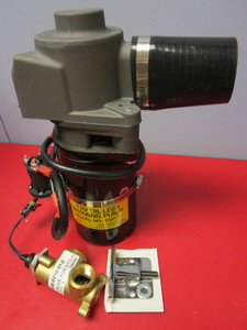 lot 696 image: PRIMING PUMP