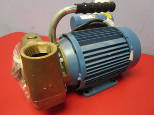 lot 700 image: JABSCO PUMP