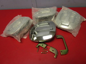 lot 712 image: CHROME HANDLES