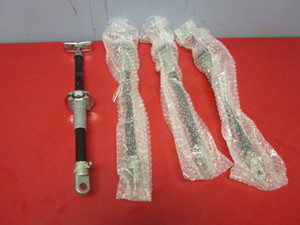 lot 733 image: PUSHPULL T HANDLES