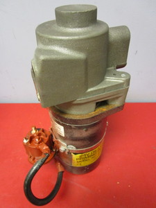lot 761 image: PRIMING PUMP