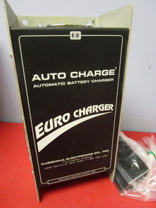 lot 766 image: EURO CHARGER AUTOMATIC BATTERY CHARGER 24 VOLT
