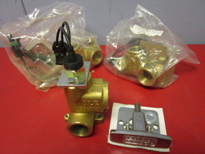 lot 774 image: HALE PRIMING VALVE ASSEMBLIES