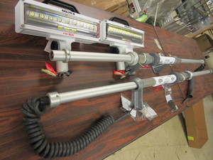 lot 792 image: TELESCOPING LED SCENE LIGHTS