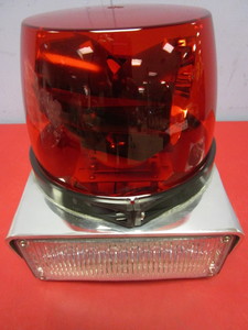 lot 810 image: WHELEN B6T SERIES ROTATING BEACON