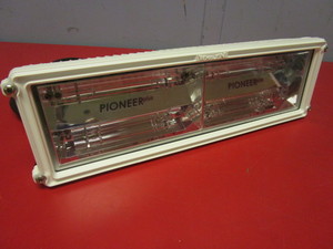 lot 816 image: WHELEN PIONEER PLUS DUAL PANEL FLOODLIGHT