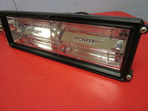 lot 817 image: WHELEN PIONEER PLUS DUAL PANEL FLOODLIGHT
