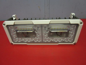 lot 818 image: REVEL LED SCENE LIGHT HEAD