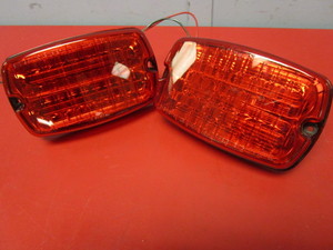 lot 835 image: WHELEN M6 LED LIGHT HEADS