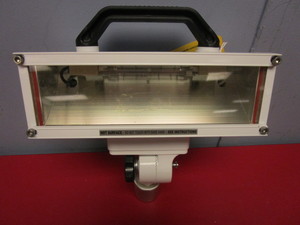 lot 839 image: FOCUS SCENE LIGHT
