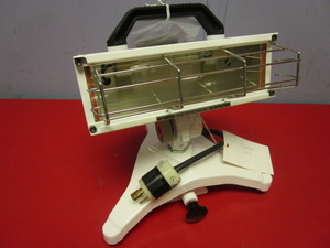 lot 842 image: FIRE RESEARCH CORP. PORTABLE SCENE LIGHT