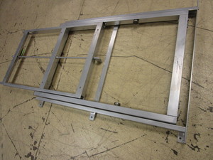 lot 860 image: SLIDEMASTER 31 x 43 CARGO SLIDE